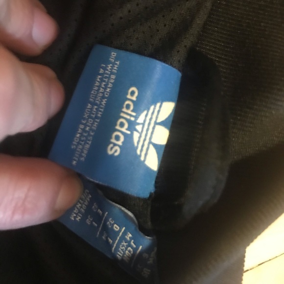 Adidas xs track jacket like new - Picture 3 of 5